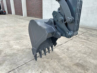 2014-volvo-ec60c-1455879-47352894