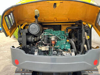 2014-volvo-ec60c-1455879-47352912