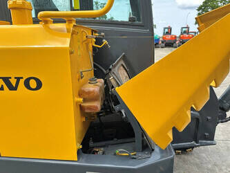 2014-volvo-ec60c-1455879-47352917
