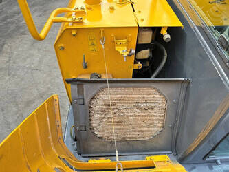 2014-volvo-ec60c-1455879-47352918