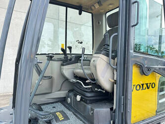 2014-volvo-ec60c-1455879-47352919