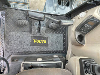 2014-volvo-ec60c-1455879-47352923