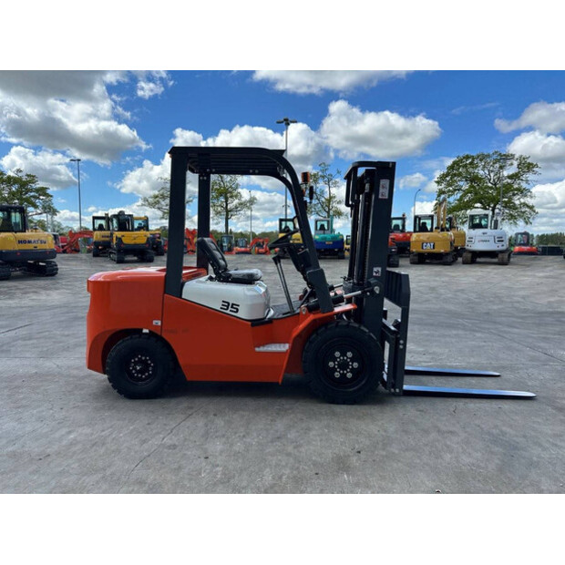 2025 ماك برو MP-L35-47352931