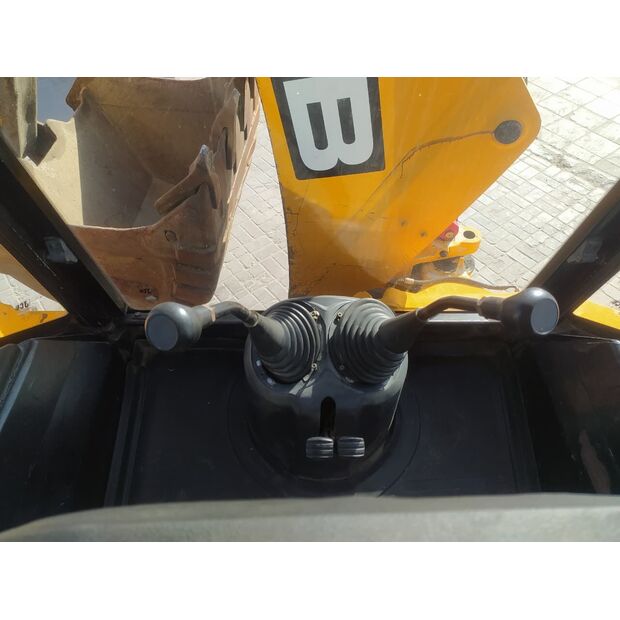 2018 JCB 3DX SUPER-47361395