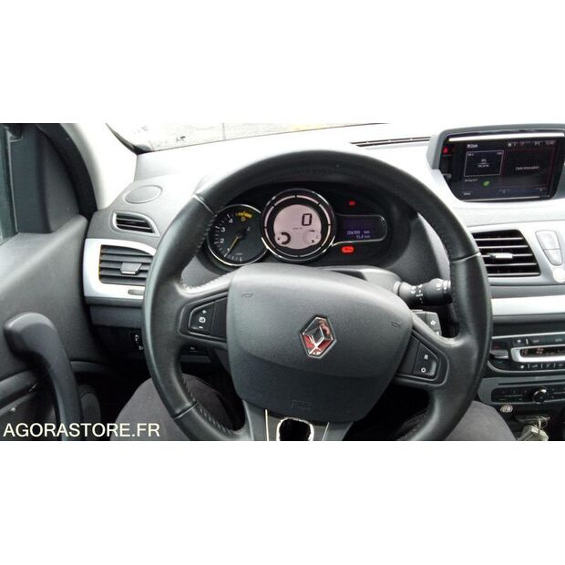 2014 Renault Megane-47367647