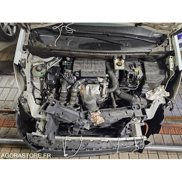 2011 سيتروين BERLINGO-47367714