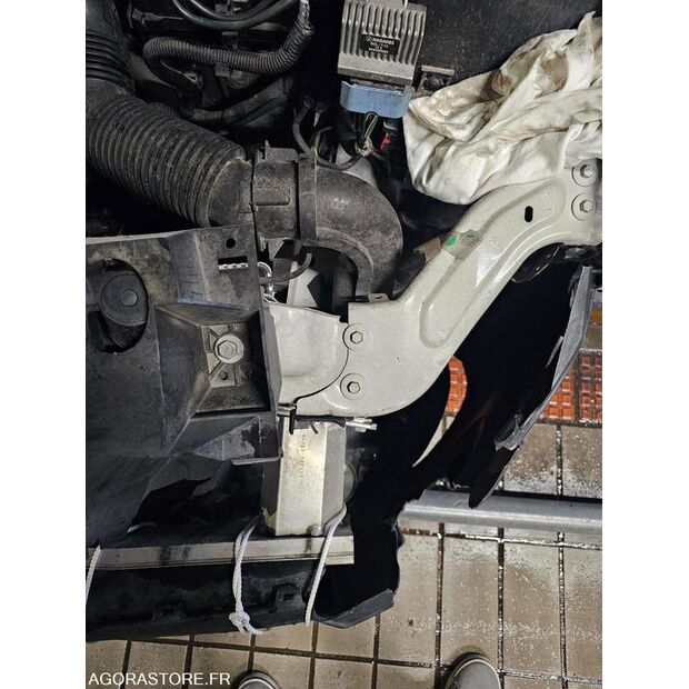 2011 سيتروين BERLINGO-47367716