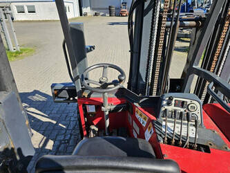 2013-moffett-m4-25-4-47369323