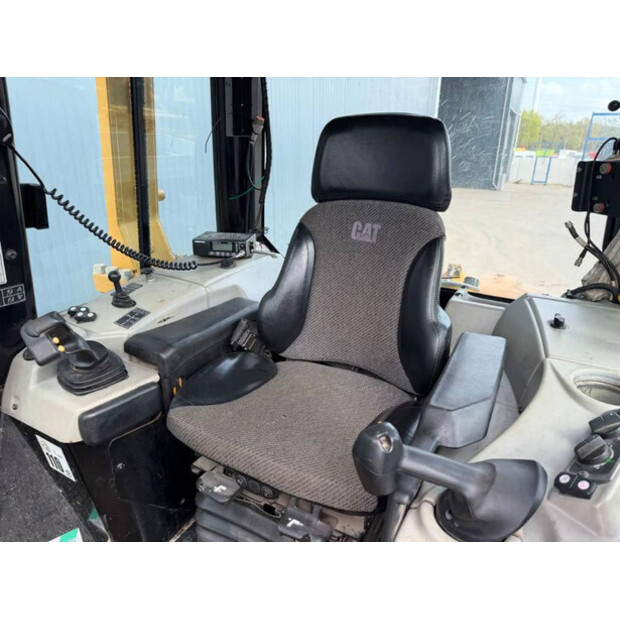2018 Caterpillar D6N LGP-47369461