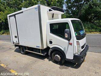 2015-renault-maxity-1456082-47383304