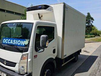 2015-renault-maxity-1456082-47383310