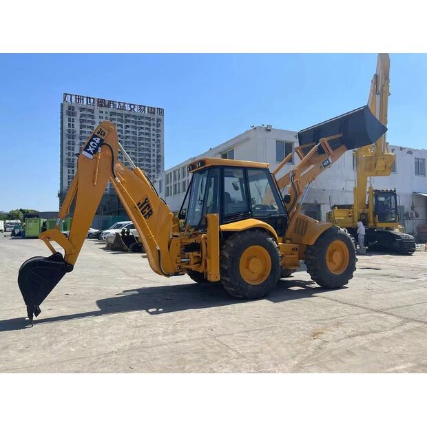 2021 JCB 4CX-47384715