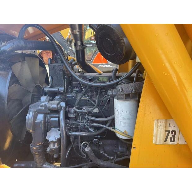 2021 JCB 4CX-47384719