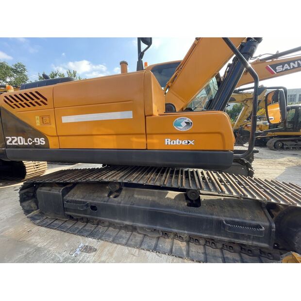 2025 Hyundai 220 LC-9S-47384929