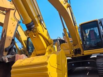 Image de PELLETEUSES 2022 Komatsu PC220-6