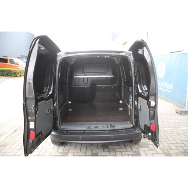 2020 Renault Kangoo-47400524