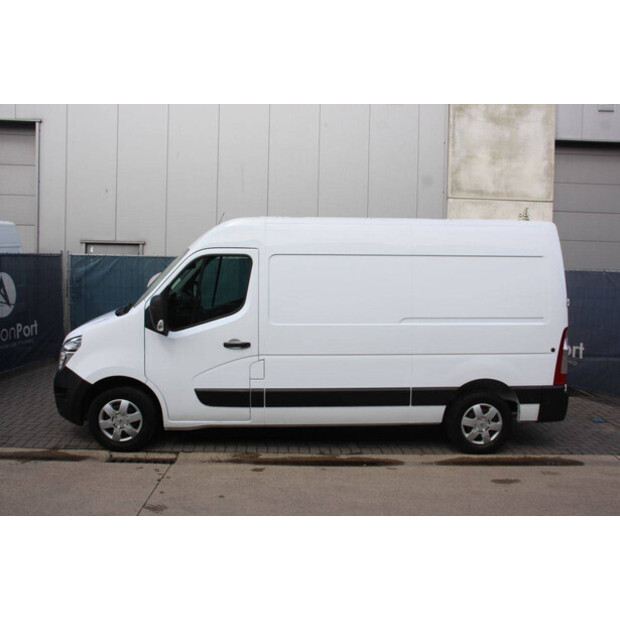 NISSAN NV400-47400562