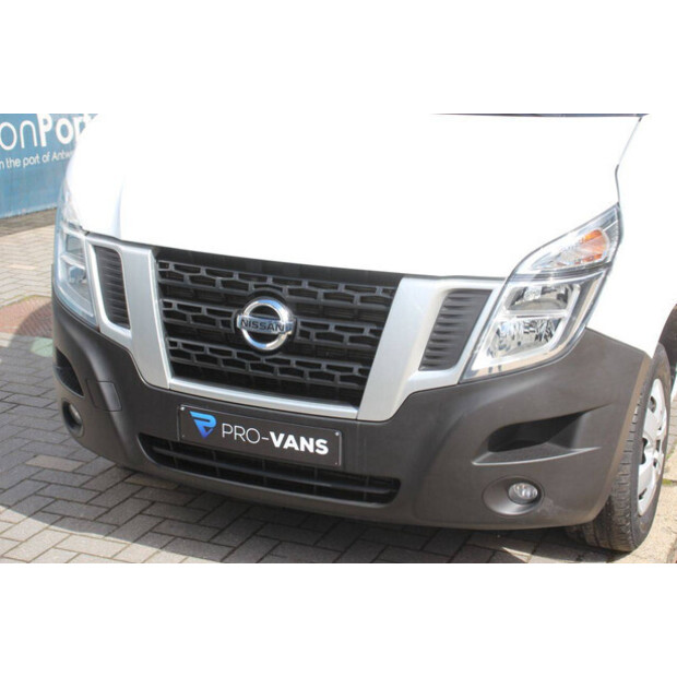 NISSAN NV400-47400569