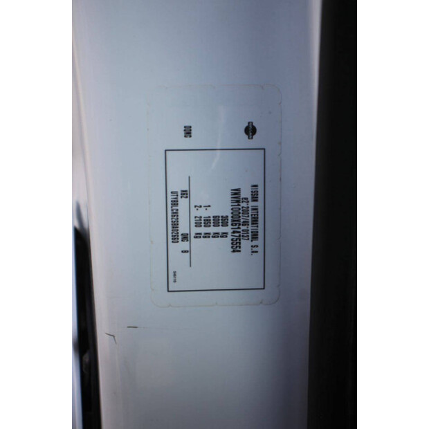 NISSAN NV400-47400587