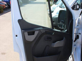 nissan-nv400-47400590