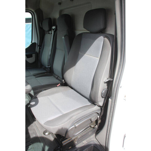 NISSAN NV400-47400592