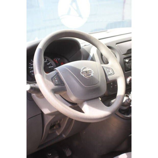 NISSAN NV400-47400595