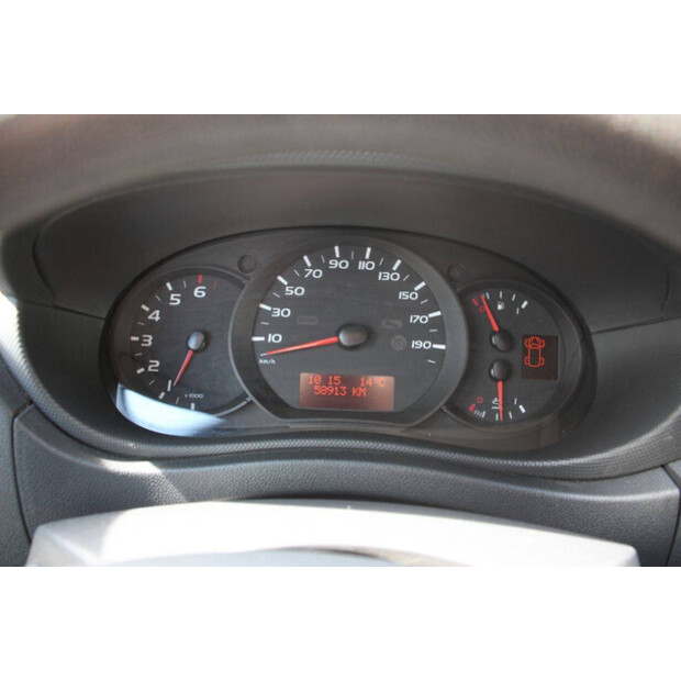 NISSAN NV400-47400597