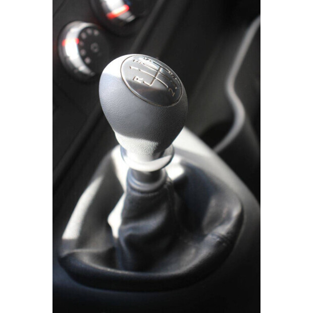 NISSAN NV400-47400599
