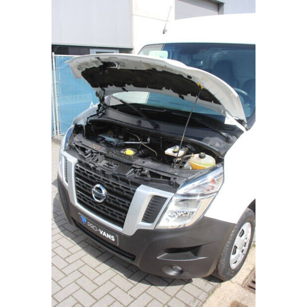 NISSAN NV400-47400604