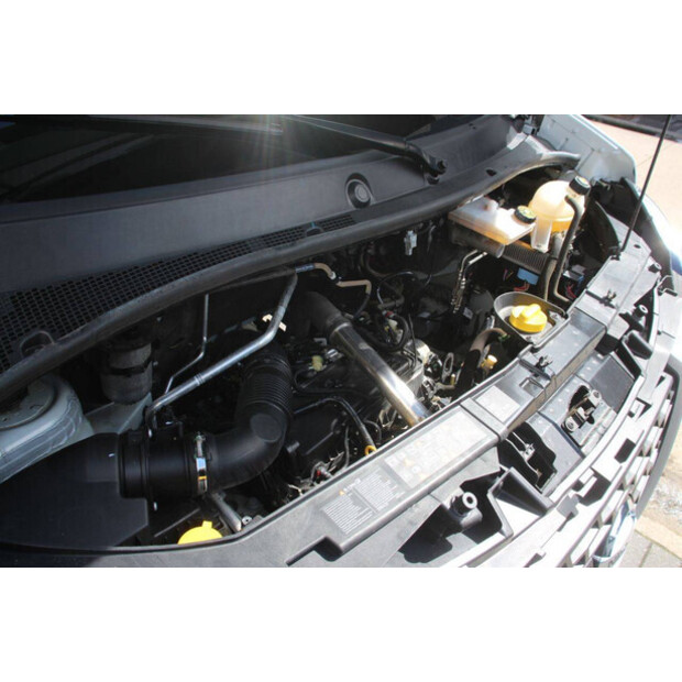 NISSAN NV400-47400606