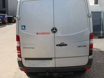 2010-mercedes-benz-sprinter-210-cdi-1456167-47400611