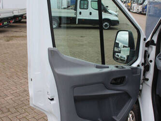 2019-ford-transit-1456169-47400758