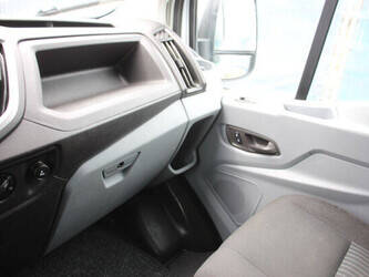2019-ford-transit-1456169-47400770