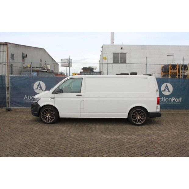 2017 Volkswagen Transporter TDI-47400872