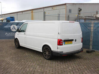 2017-volkswagen-transporter-tdi-1456172-47400873