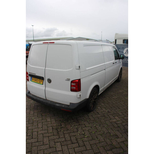 2017 Volkswagen Transporter TDI-47400875