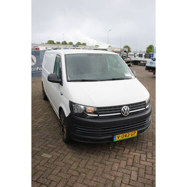 2017 Volkswagen Transporter TDI-47400876