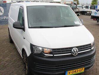 2017-volkswagen-transporter-tdi-1456172-47400876