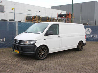 2017-volkswagen-transporter-tdi-1456172-47400878