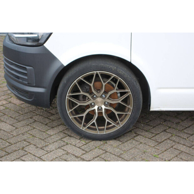 2017 Volkswagen Transporter TDI-47400882