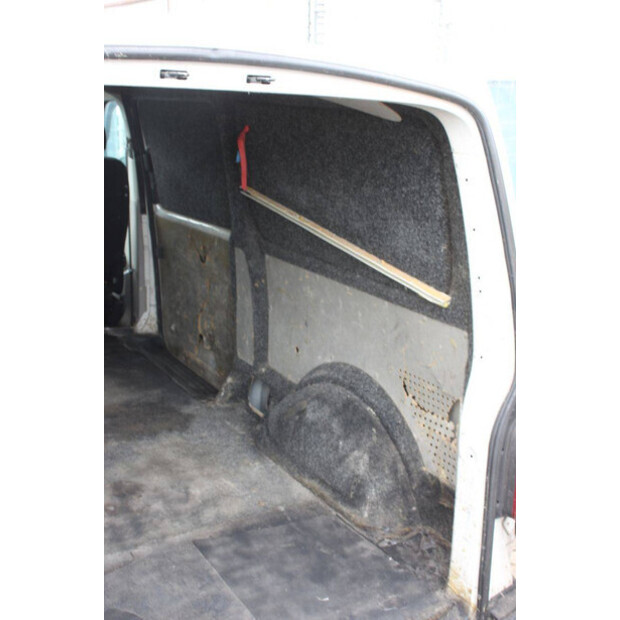 2017 Volkswagen Transporter TDI-47400890