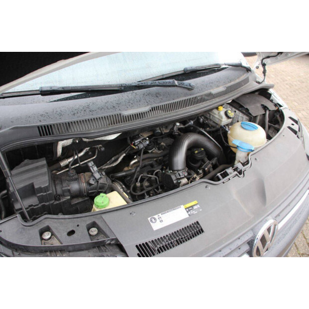 2017 Volkswagen Transporter TDI-47400897