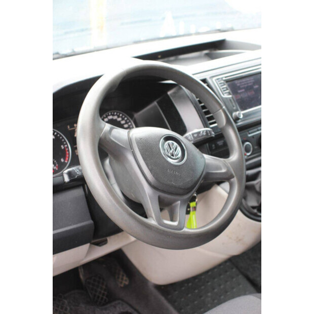 2017 Volkswagen Transporter TDI-47400904