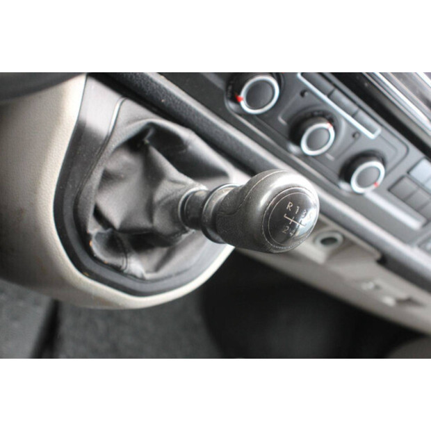 2017 Volkswagen Transporter TDI-47400912