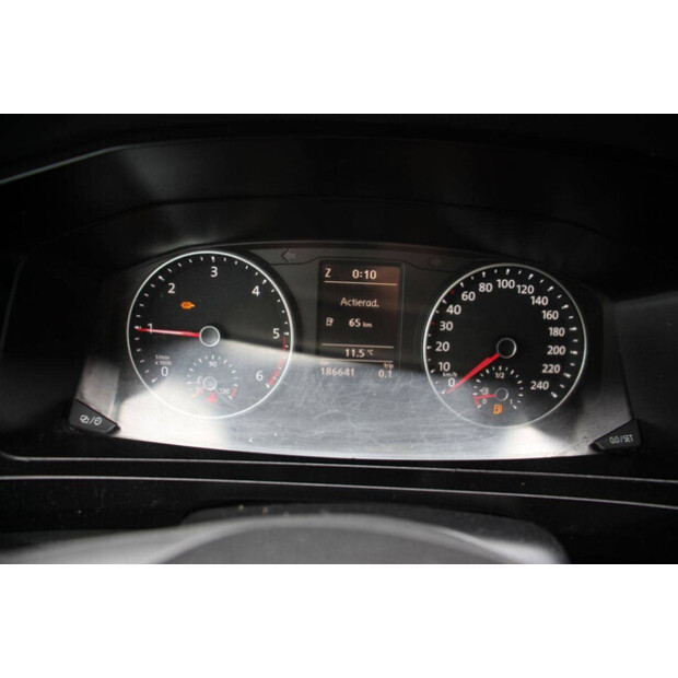 2017 Volkswagen Transporter TDI-47400913