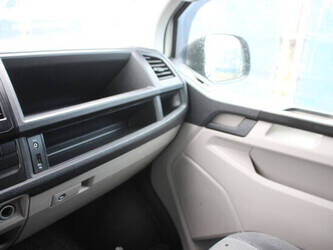 2017-volkswagen-transporter-tdi-1456172-47400915
