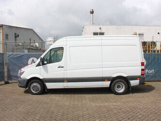 mercedes-benz-sprinter-1456174-47400971