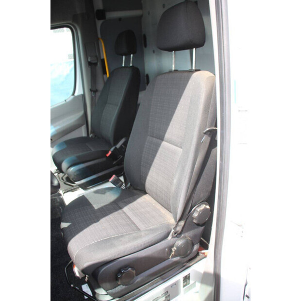 Mercedes-Benz SPRINTER-47401006