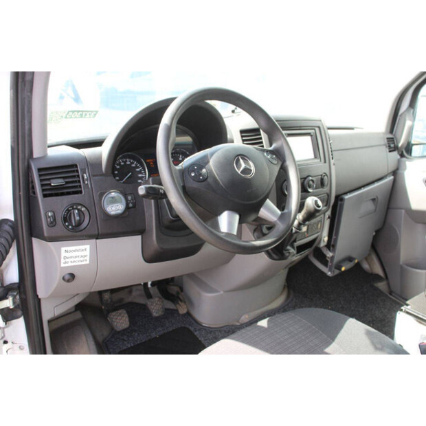 Mercedes-Benz SPRINTER-47401008