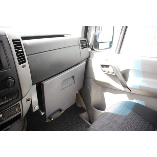 Mercedes-Benz SPRINTER-47401013